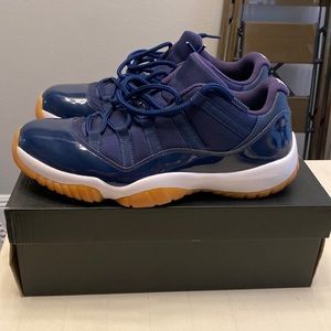 AIR JORDAN 11 RETRO LOW